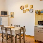 Casa Valu